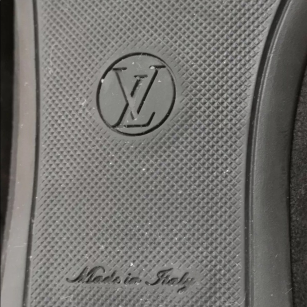 Women's Louis Vuitton Uniformes ~ Black Suede Shoes ~ Size 37 ~ 6.5~7 - Picture 6 of 7